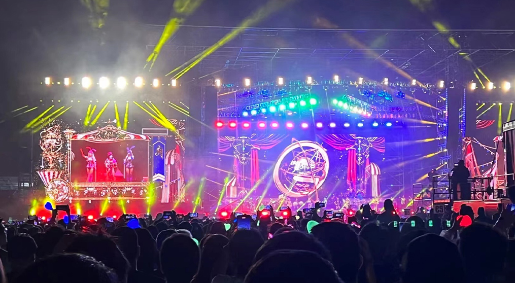 MK体育LED冰屏和荧光棒系列产品“嗨爆”周杰伦悉尼演唱会！