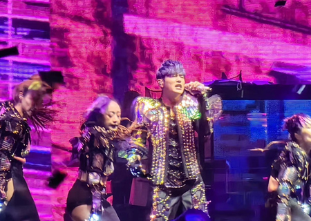 MK体育LED屏与场控荧光棒点燃周杰伦天津演唱会（第四场）